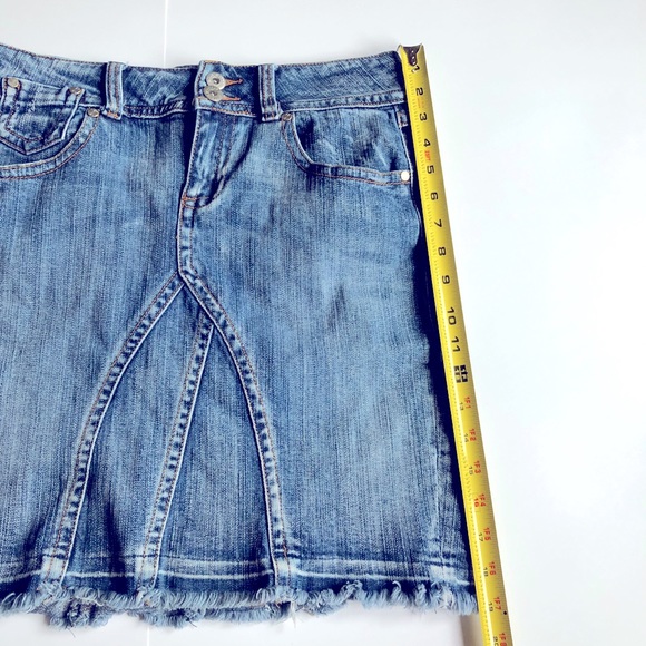 YOUNIQUE Distressed Skirt Denim Size 5 Blue Junior - Picture 8 of 13
